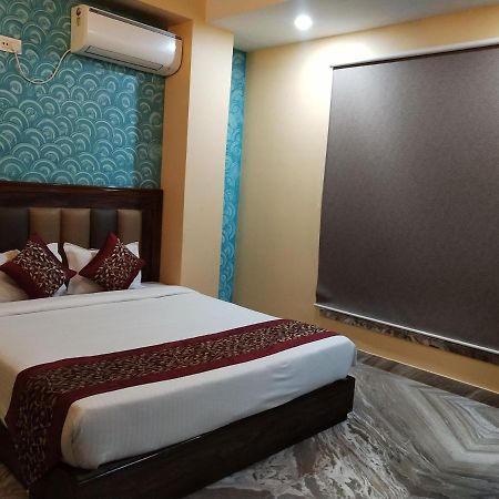Hotel Aloka Residency コルカタ エクステリア 写真