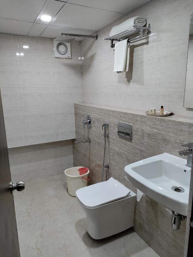 Hotel Aloka Residency コルカタ エクステリア 写真