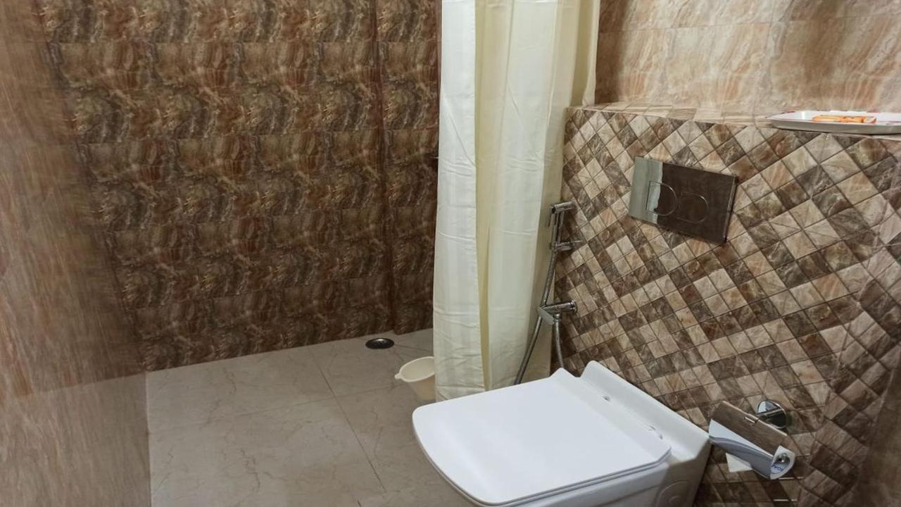 Hotel Aloka Residency コルカタ エクステリア 写真